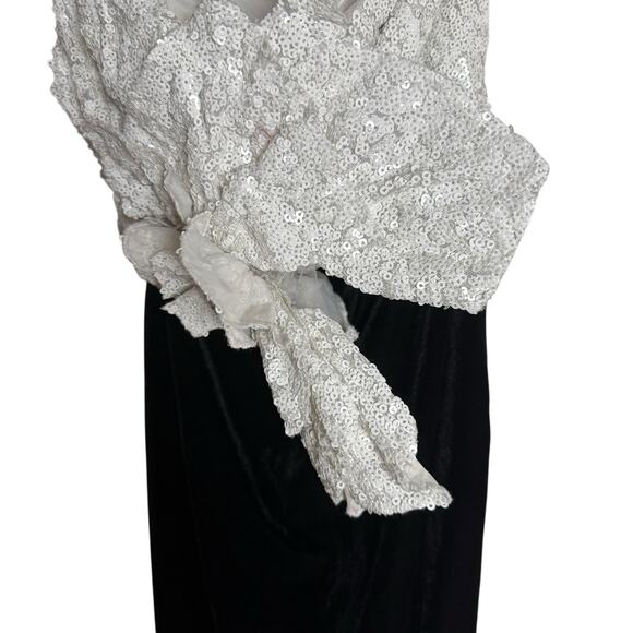 Badgley Mischka White Rose Black Velvet Two-Tone Strapless Cocktail Dress 0 - Picture 8 of 13